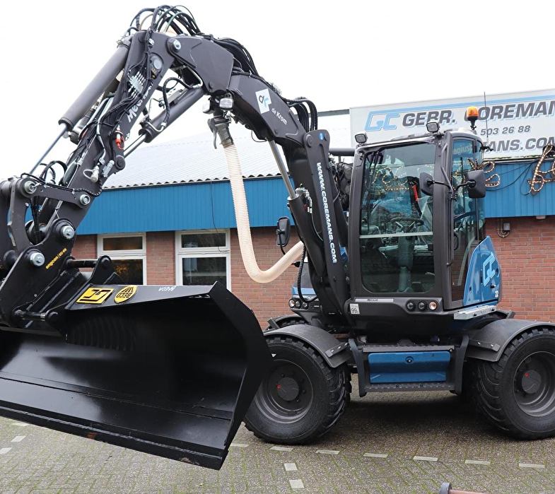 Midi mobiel graafmachine 6-8 ton (Mecalac)