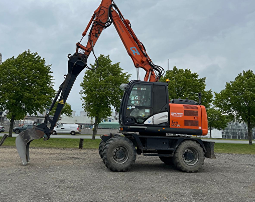 Mobiele kraan 14-16 ton (Hitachi)