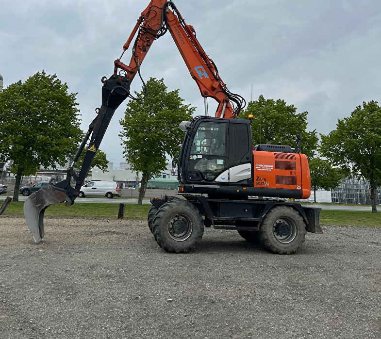 Mobiele kraan 14-16 ton (Hitachi)
