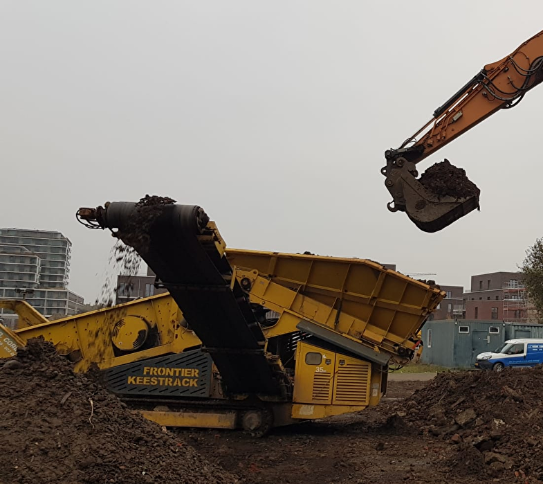 Schudzeef op rups onderstel