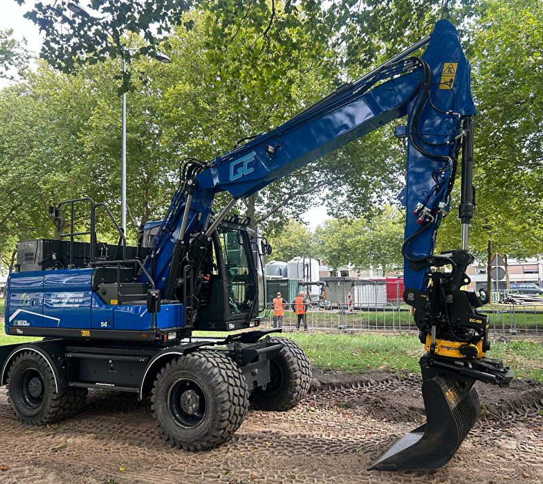 Mobiele kraan 17 ton (Etec E-160W)