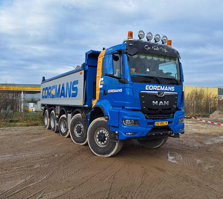 Vrachtwagen 10x4 / 10x8