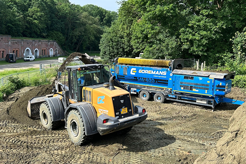 8.000 m³ grond gezeefd voor herontwikkeling Fort Mortsel